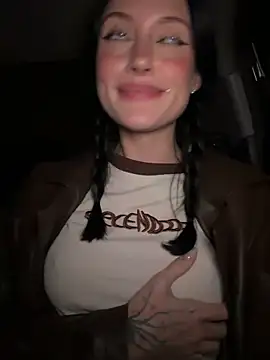 Melissa crazy online show from 04/18/26, 07:40