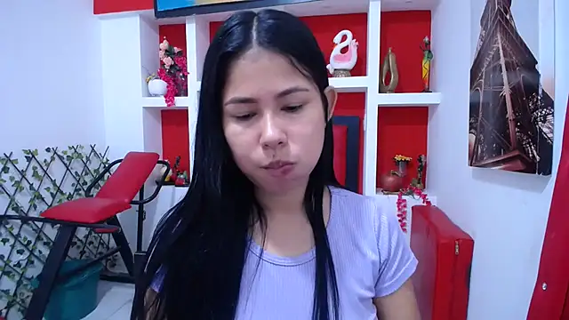 Letty Plugxo online show from 11/13/25, 12:31