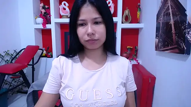 Snapshot of Letty_Plugxo chatting on 10/18/25, 12:40 Letty Plugxo online show from 10/18/25, 12:40