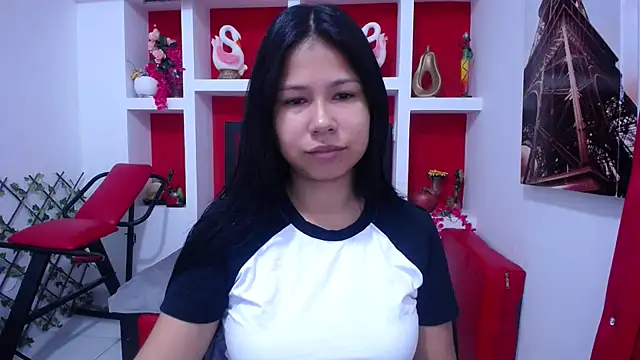 Snapshot of Letty_Plugxo chatting on 10/09/25, 12:38 Letty Plugxo online show from 10/09/25, 12:38