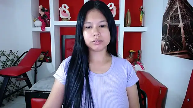 Snapshot of Letty_Plugxo chatting on 09/24/25, 12:00 Letty Plugxo online show from 09/24/25, 12:00