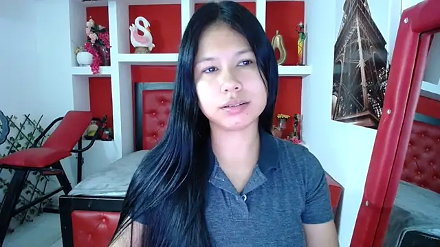 Snapshot of Letty_Plugxo chatting on 09/25/25, 12:11 Letty Plugxo online show from 09/25/25, 12:11