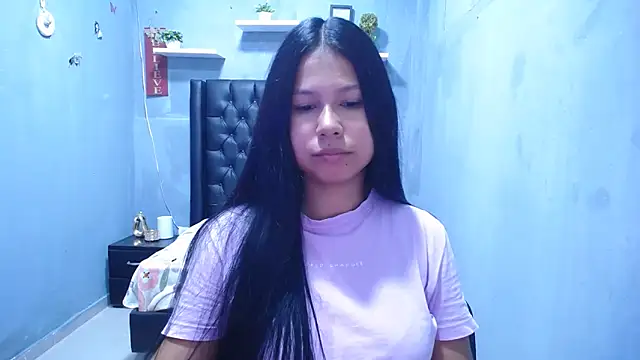 Letty Plugxo online show from 05/04/26, 01:03
