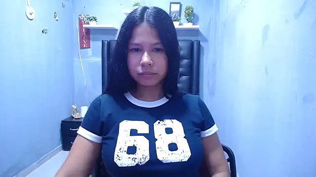 Letty Plugxo online show from 04/01/26, 01:41