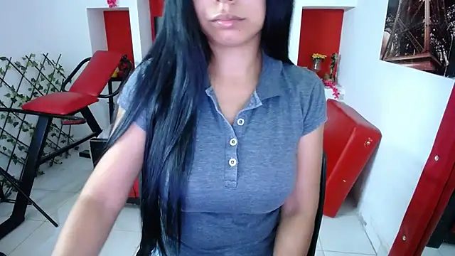 Snapshot of Letty_Plugxo chatting on 09/16/25, 12:17 Letty Plugxo online show from 09/16/25, 12:17