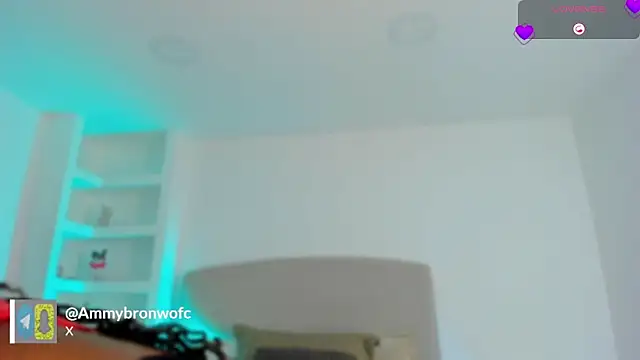 Ammy xx online show from 10/25/25, 08:20