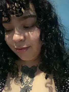 Kimberliprivv online show from 05/05/26, 06:22