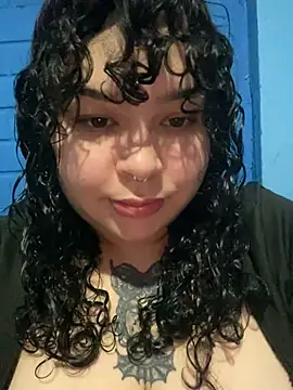 Snapshot of Kimberliprivv chatting on 06/19/26, 04:35 Kimberliprivv online show from 06/19/26, 04:35
