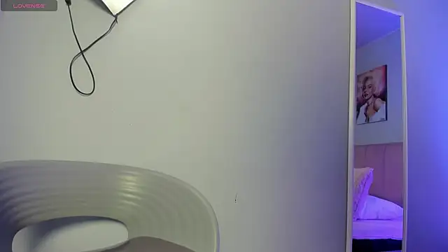 Snapshot of ScarletGV chatting on 02/28/26, 05:40 ScarletGV online show from 02/28/26, 05:40