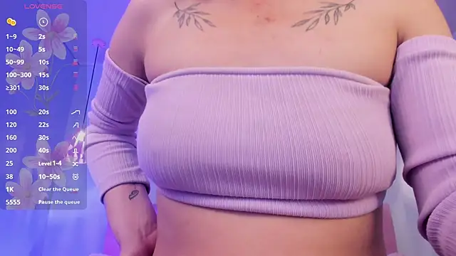 ScarletGV online show from 12/03/25, 04:57