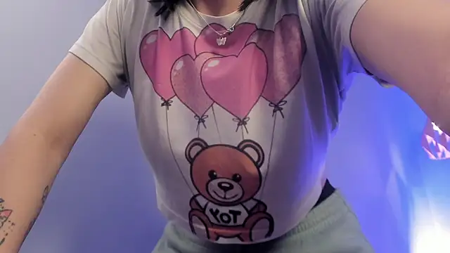 Snapshot of ScarletGV chatting on 02/24/26, 05:08 ScarletGV online show from 02/24/26, 05:08