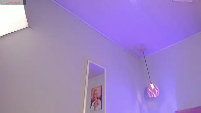 ScarletGV online show from 03/21/26, 05:41