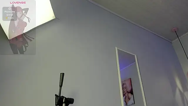 ScarletGV online show from 03/28/26, 05:41