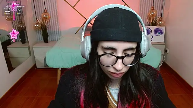 LenaRoses online show from 02/19/26, 09:23