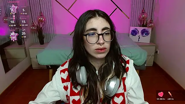 LenaRoses online show from 02/06/26, 09:22