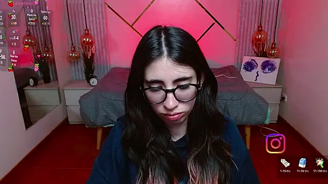 LenaRoses online show from 06/17/26, 08:08