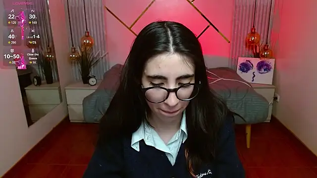 LenaRoses online show from 05/13/26, 07:10