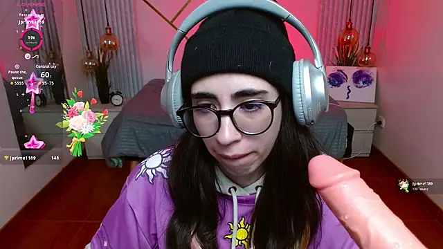 LenaRoses online show from 04/17/26, 05:38