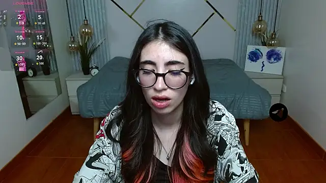 LenaRoses online show from 05/26/26, 09:13