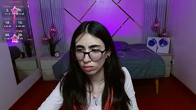 LenaRoses online show from 05/19/26, 09:44