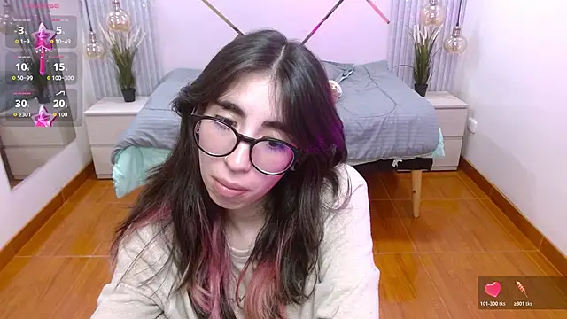 LenaRoses online show from 12/04/25, 05:34