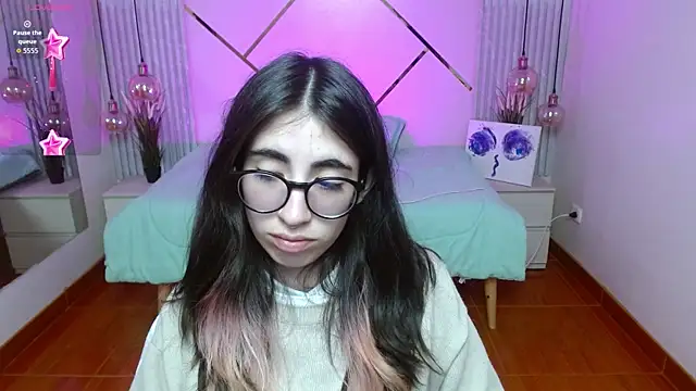 LenaRoses online show from 01/13/26, 08:35