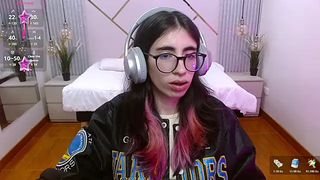 LenaRoses online show from 11/10/25, 05:29