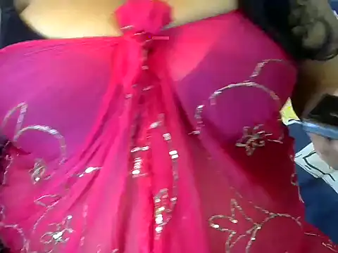 Snapshot of dramebaz_queen chatting on 10/06/25, 06:52 dramebaz queen online show from 10/06/25, 06:52