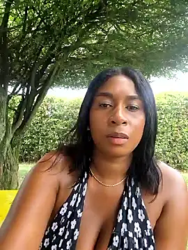 HanaThompson online show from 05/08/26, 06:01