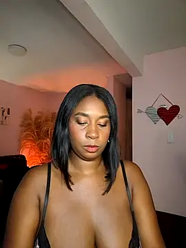 HanaThompson online show from 02/02/26, 05:12