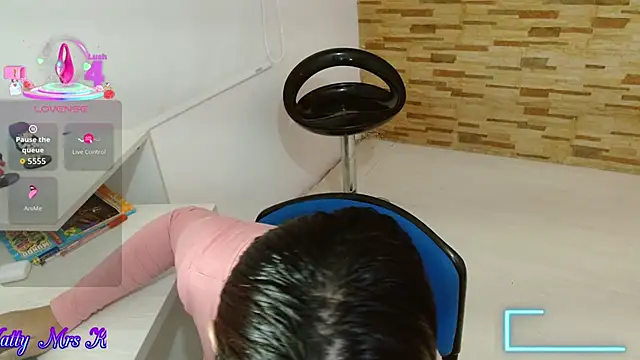 mrskatty online show from 10/19/25, 11:02