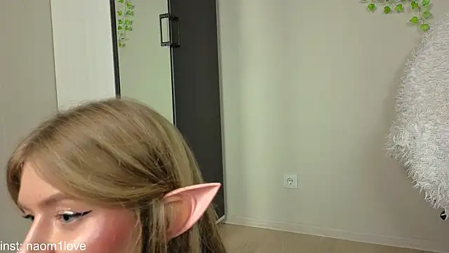 Naomi Girly online show from 11/04/25, 03:38