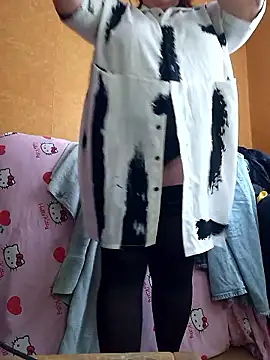 Snapshot of Liluboobs chatting on 01/17/26, 07:01 Liluboobs online show from 01/17/26, 07:01