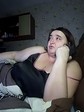 Snapshot of Liluboobs chatting on 02/13/26, 05:18 Liluboobs online show from 02/13/26, 05:18