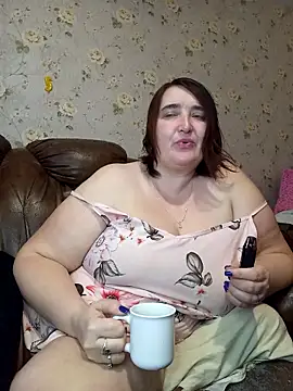 Snapshot of Liluboobs chatting on 02/26/26, 06:02 Liluboobs online show from 02/26/26, 06:02