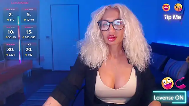 beauty chl0e online show from 09/19/25, 07:18