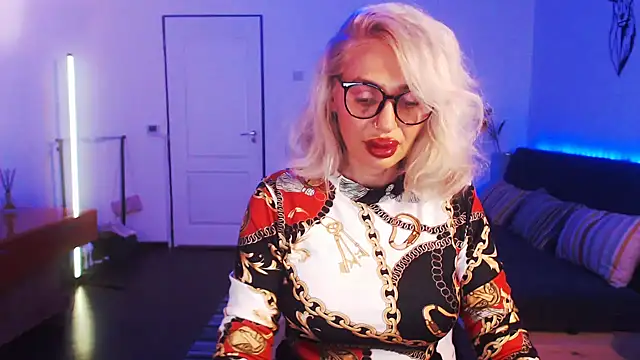 beauty chl0e online show from 12/11/24, 08:18