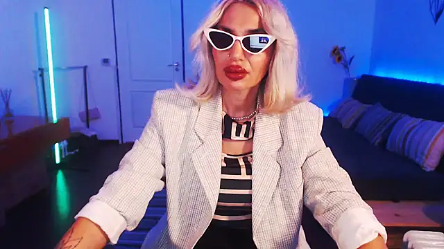 beauty chl0e online show from 12/08/24, 12:13