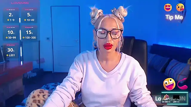 beauty chl0e online show from 10/05/25, 08:21