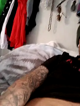 wilfredovilltl online show from 11/14/25, 04:54