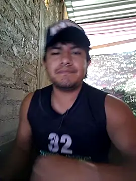 GusssHOT online show from 04/15/26, 03:16