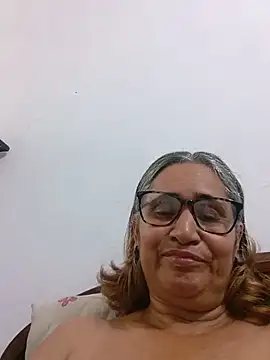  candi online show from 06/03/26, 03:39