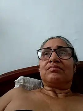 Snapshot of _candi chatting on 01/08/26, 03:18 candi online show from 01/08/26, 03:18