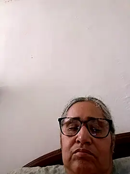  candi online show from 04/21/26, 06:58