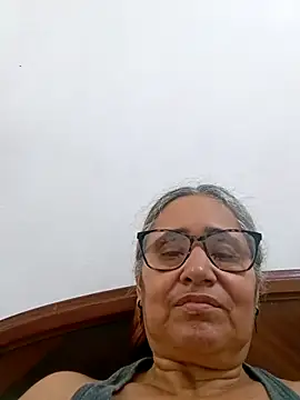 Snapshot of _candi chatting on 02/02/26, 03:22 candi online show from 02/02/26, 03:22