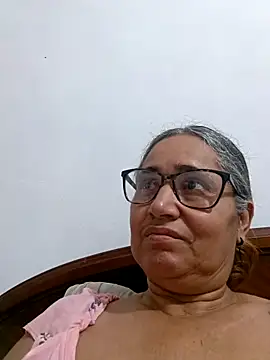  candi online show from 05/12/26, 10:32