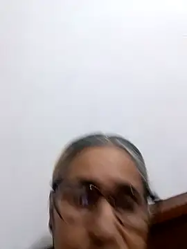 Snapshot of _candi chatting on 12/20/25, 01:08 candi online show from 12/20/25, 01:08