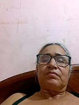 Snapshot of _candi chatting on 12/05/25, 01:27 candi online show from 12/05/25, 01:27