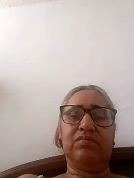 Snapshot of _candi chatting on 01/17/26, 02:31 candi online show from 01/17/26, 02:31