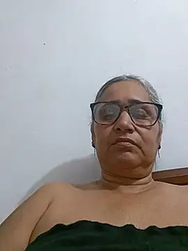  candi online show from 07/07/26, 04:37